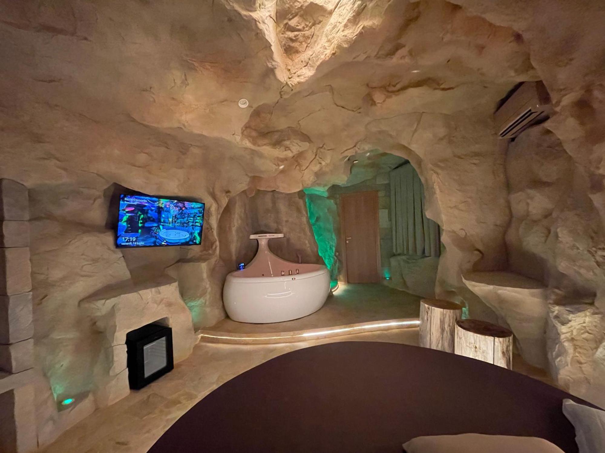 Hotel Carosello Pontecagnano Dış mekan fotoğraf