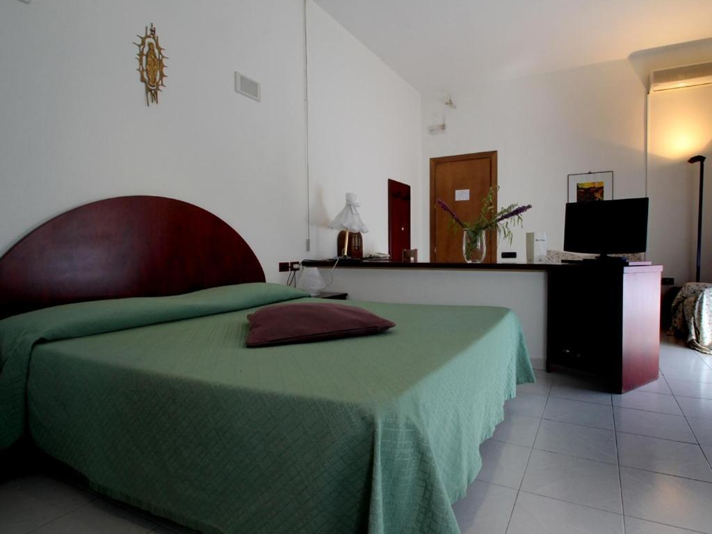 Hotel Carosello Pontecagnano Dış mekan fotoğraf