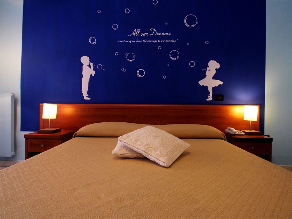 Hotel Carosello Pontecagnano Dış mekan fotoğraf